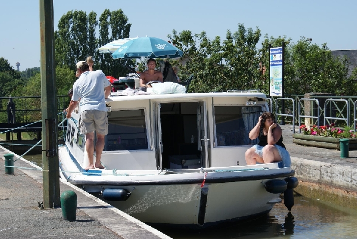 Ken ved roret